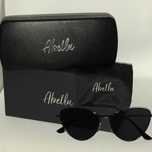 Abella Glasses for Women on Sale up to 90% Off: Poshmark display picture 3